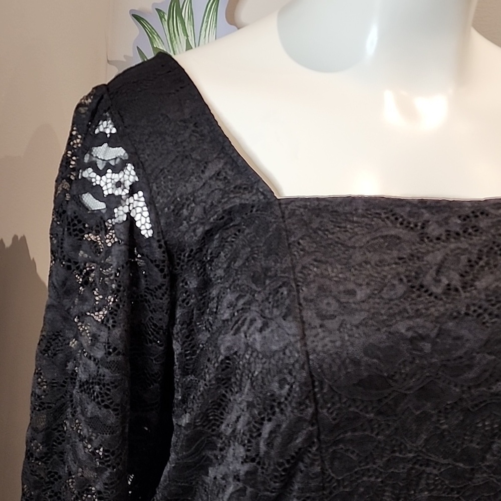 Torrid - Lace Square Neck Long Sleeve Top in Deep Black - Picture 3 of 13